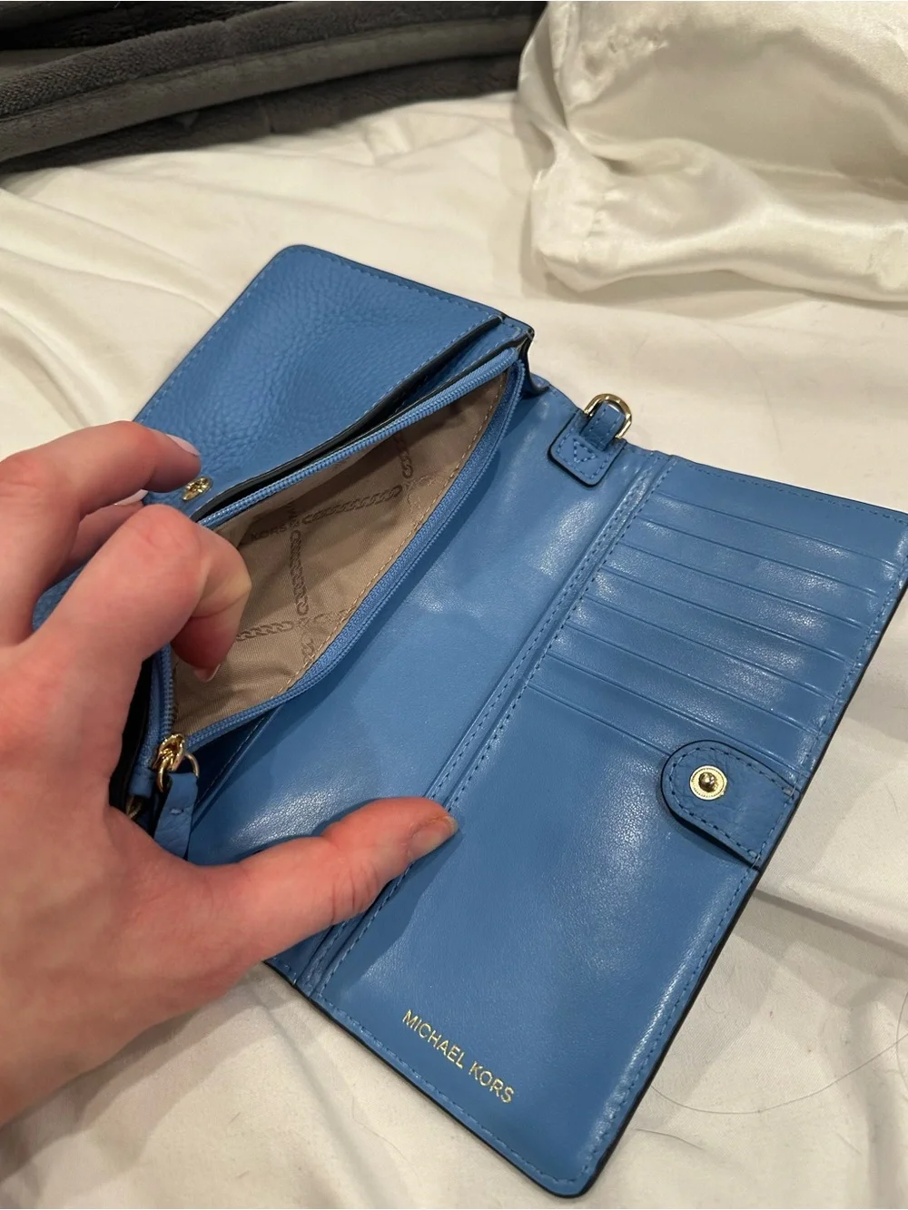 Michael Kors Bright Blue Pebbled Leather Continental Wallet NWOT